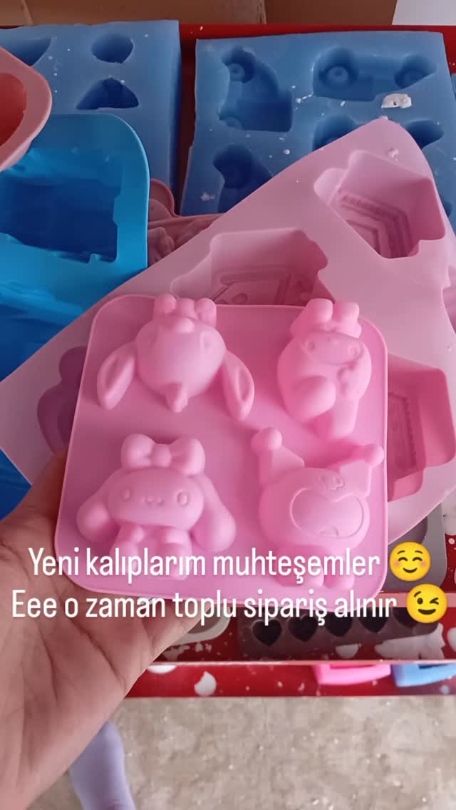 Kurdeleli Karakter Figürleri Kalıbı