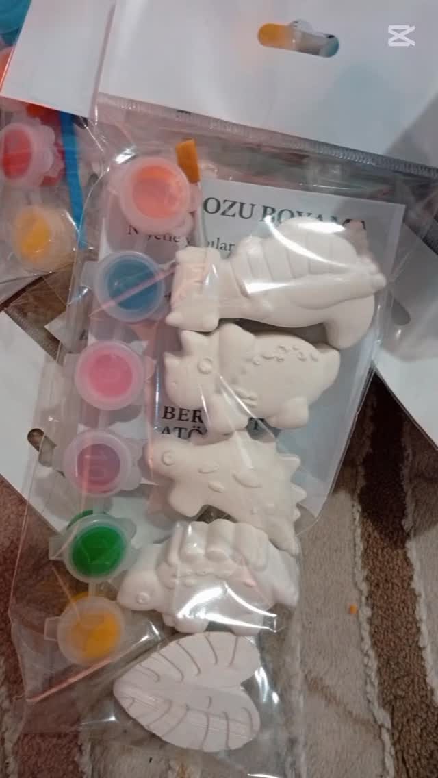 Dinozor Figürlü Taş Tozu Boyama Kiti
