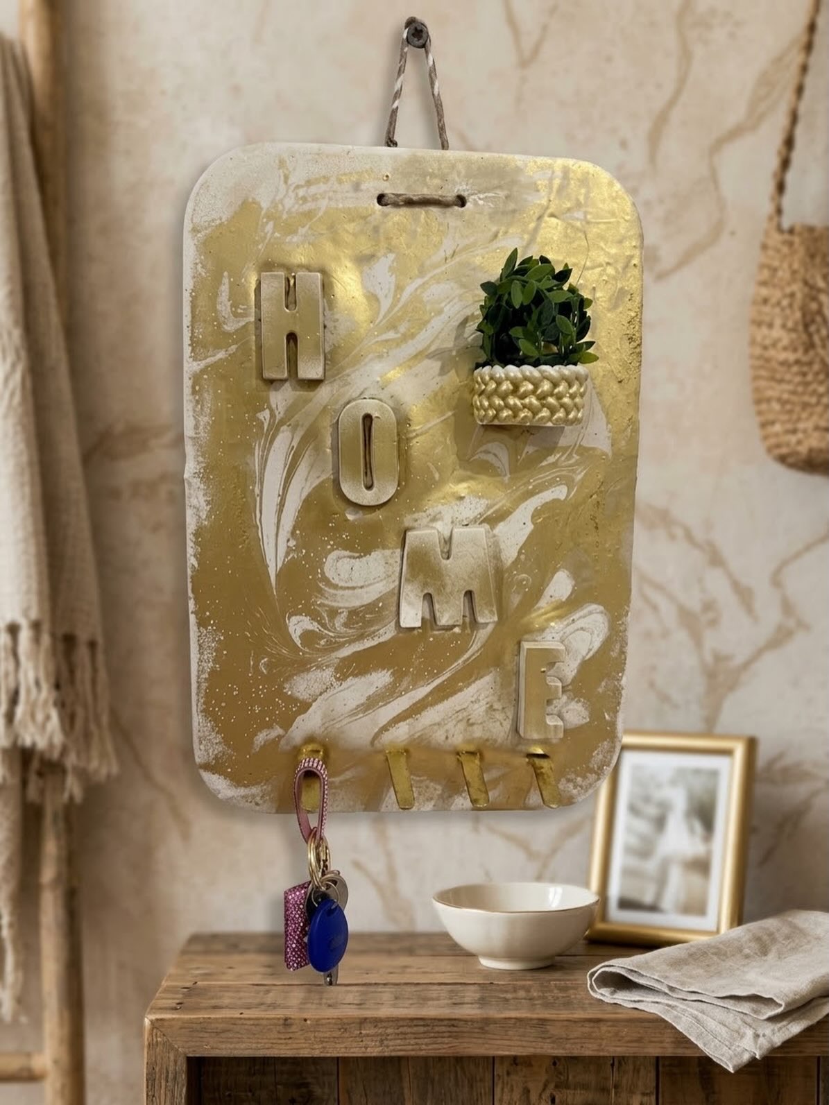 Altın Ebru Desenli Home Anahtarlık Pano